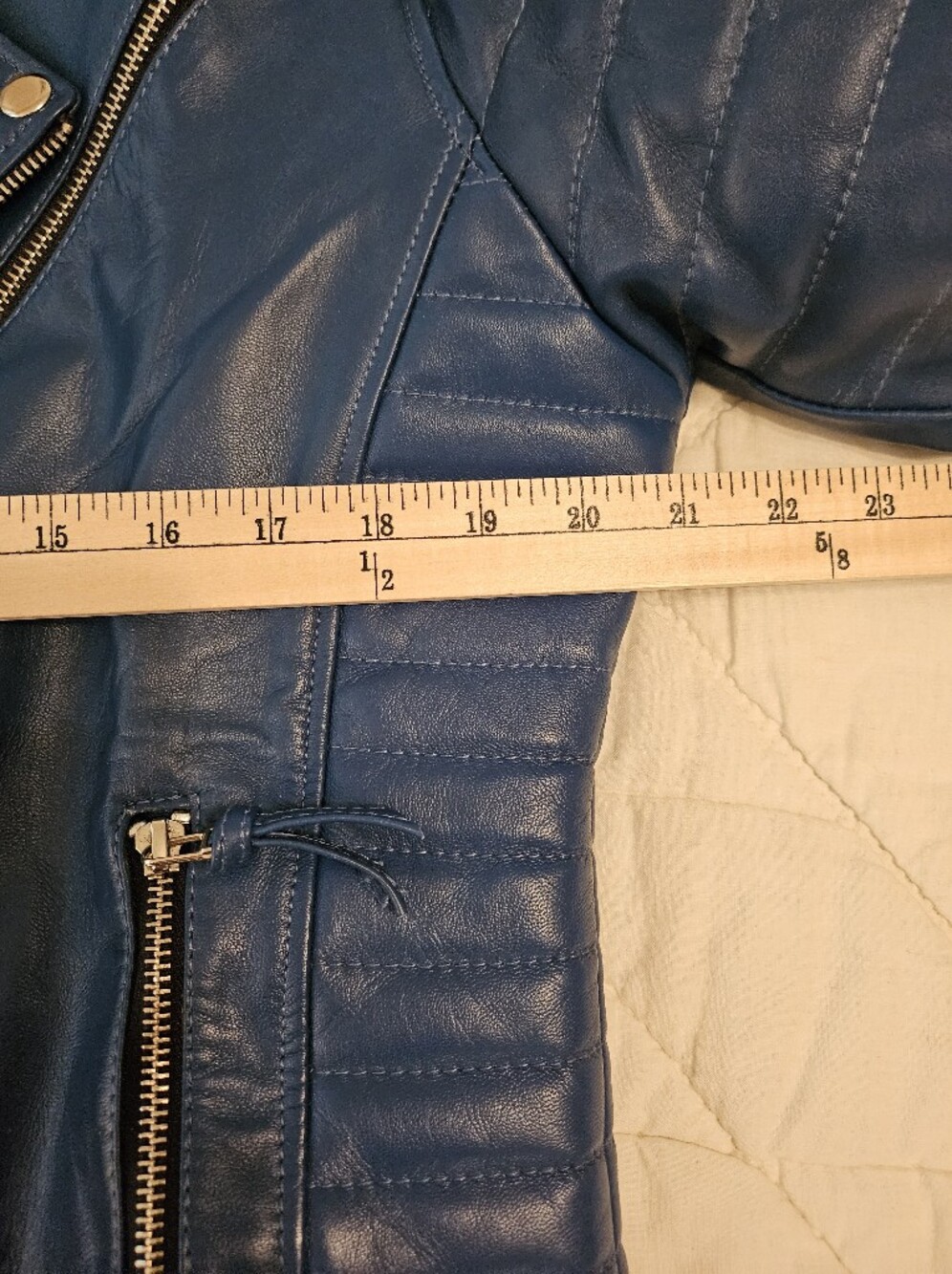 QC Leather- Quilted Biker/ Moto Jacket - Size M - Picture 6 of 12